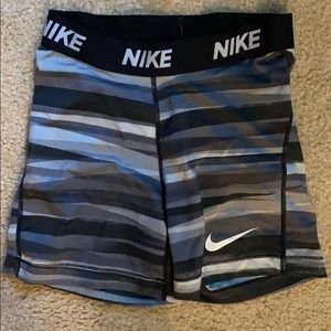 Nike pros workout shorts